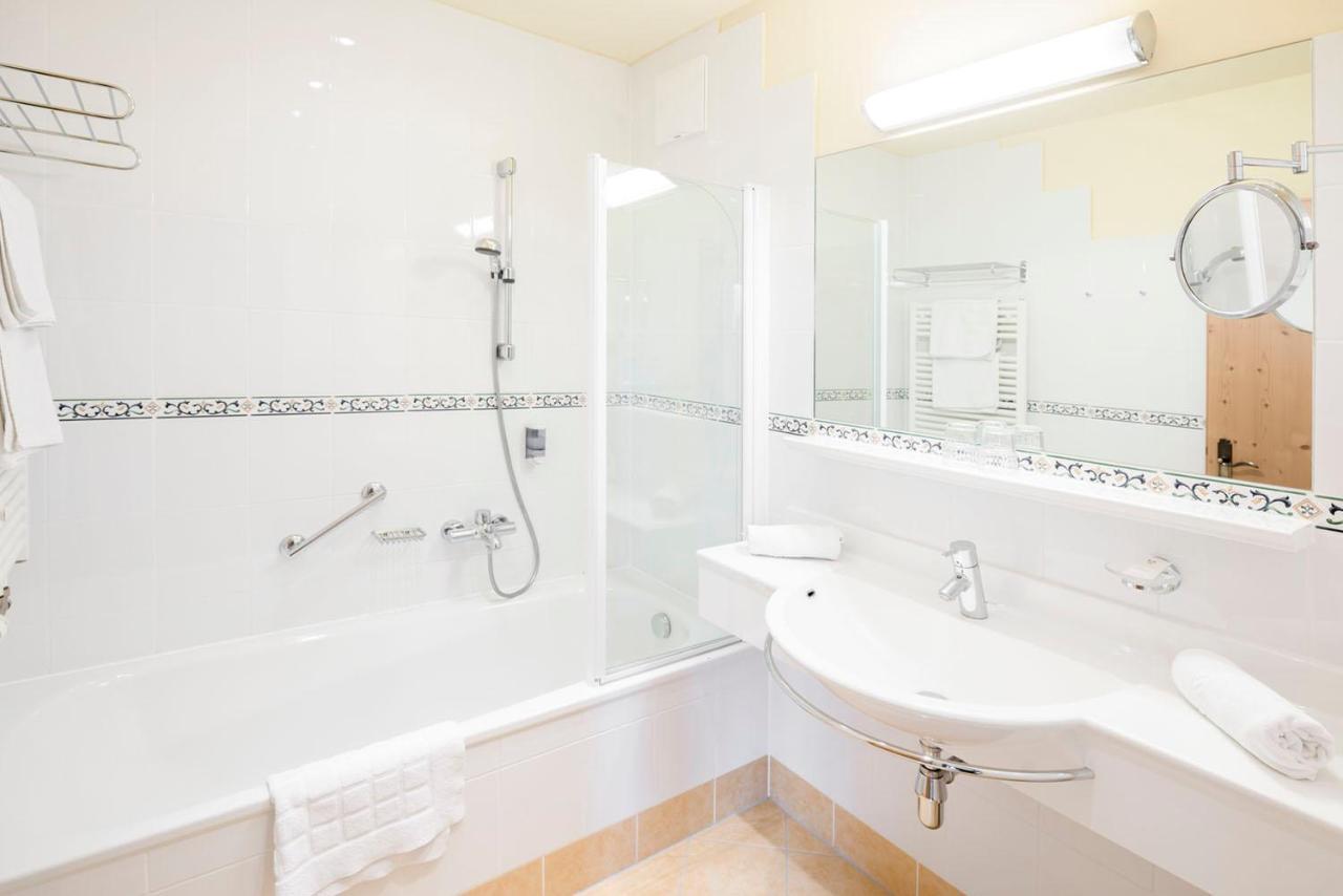 Garni Haus Sonnleitn - Adults Only Hotel Fuschl am See Exterior photo